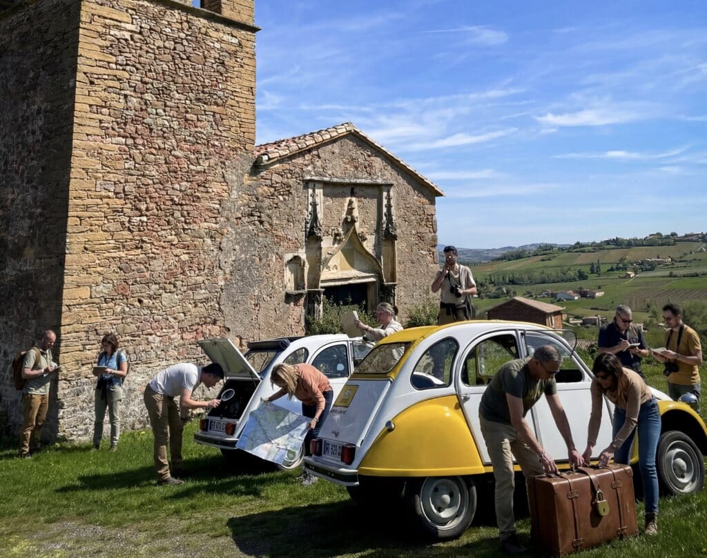 Escape Deuch en 2CV au départ de nos locaux