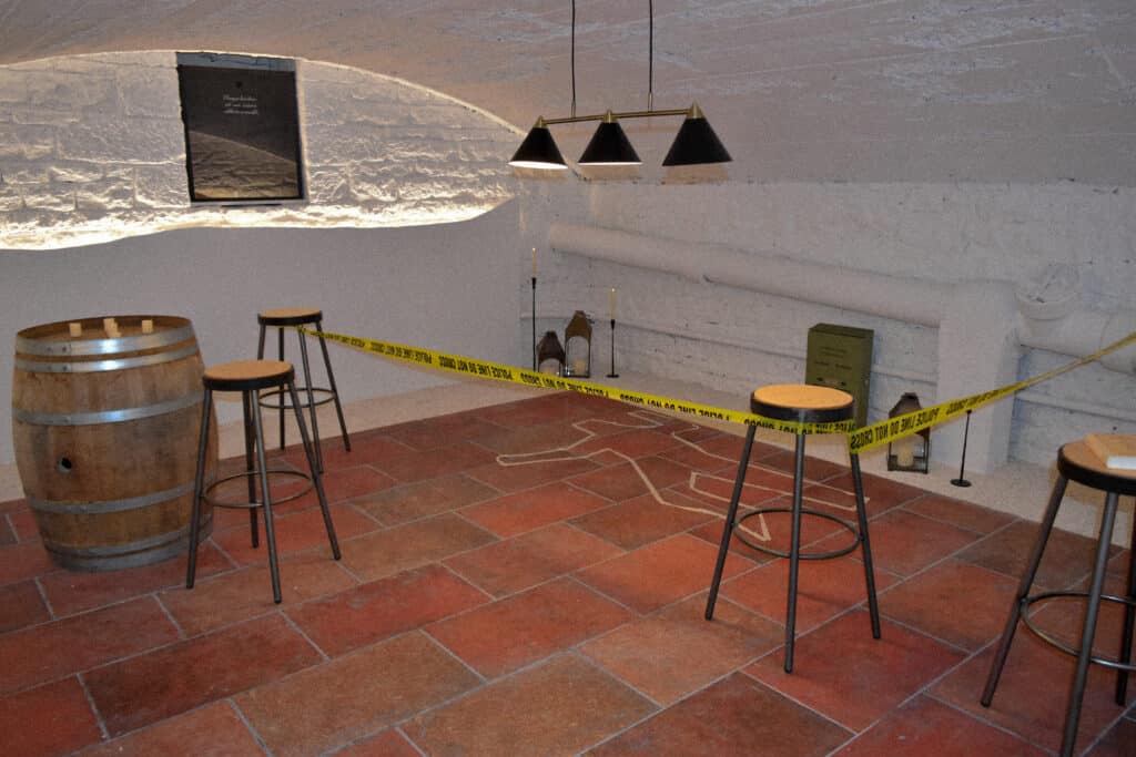Murder Party : résolvez une enquête avec votre équipe en interrogeant des comédiens… mais attention, pour obtenir des indices, il faudra faire preuve d’improvisation et de second degré !