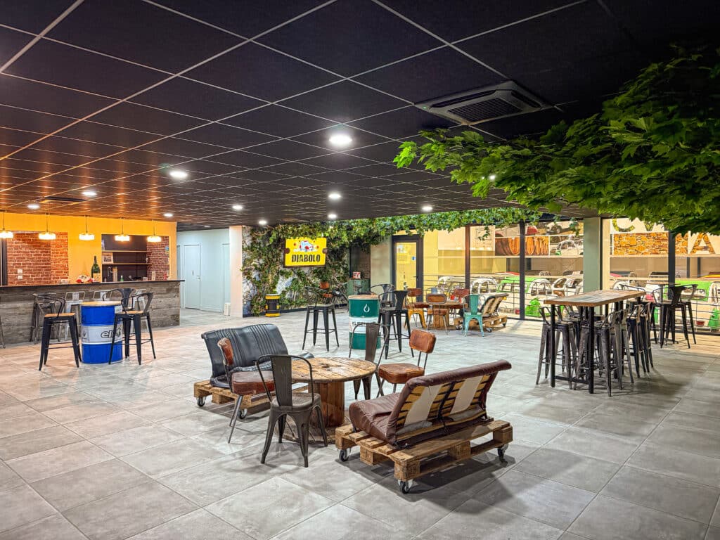 salle de réunion machonnerie